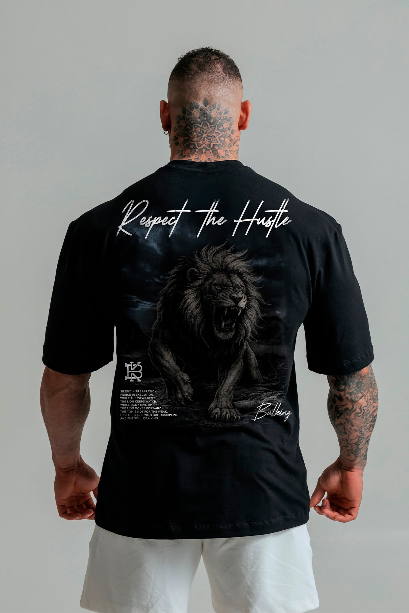 CAMISETA OVERSIZED LION PRETA