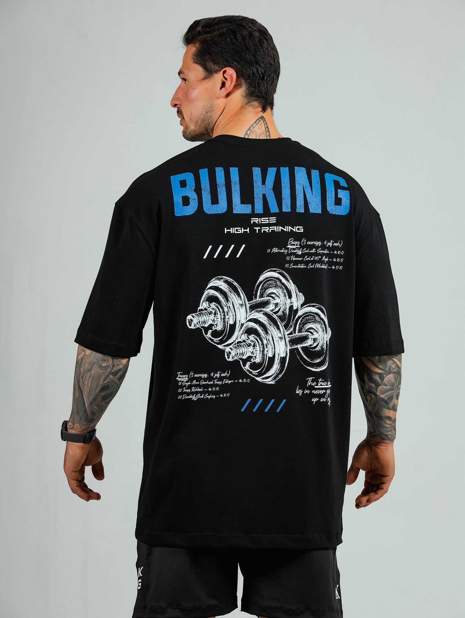 CAMISETA OVERSIZED HALTER PRETA
